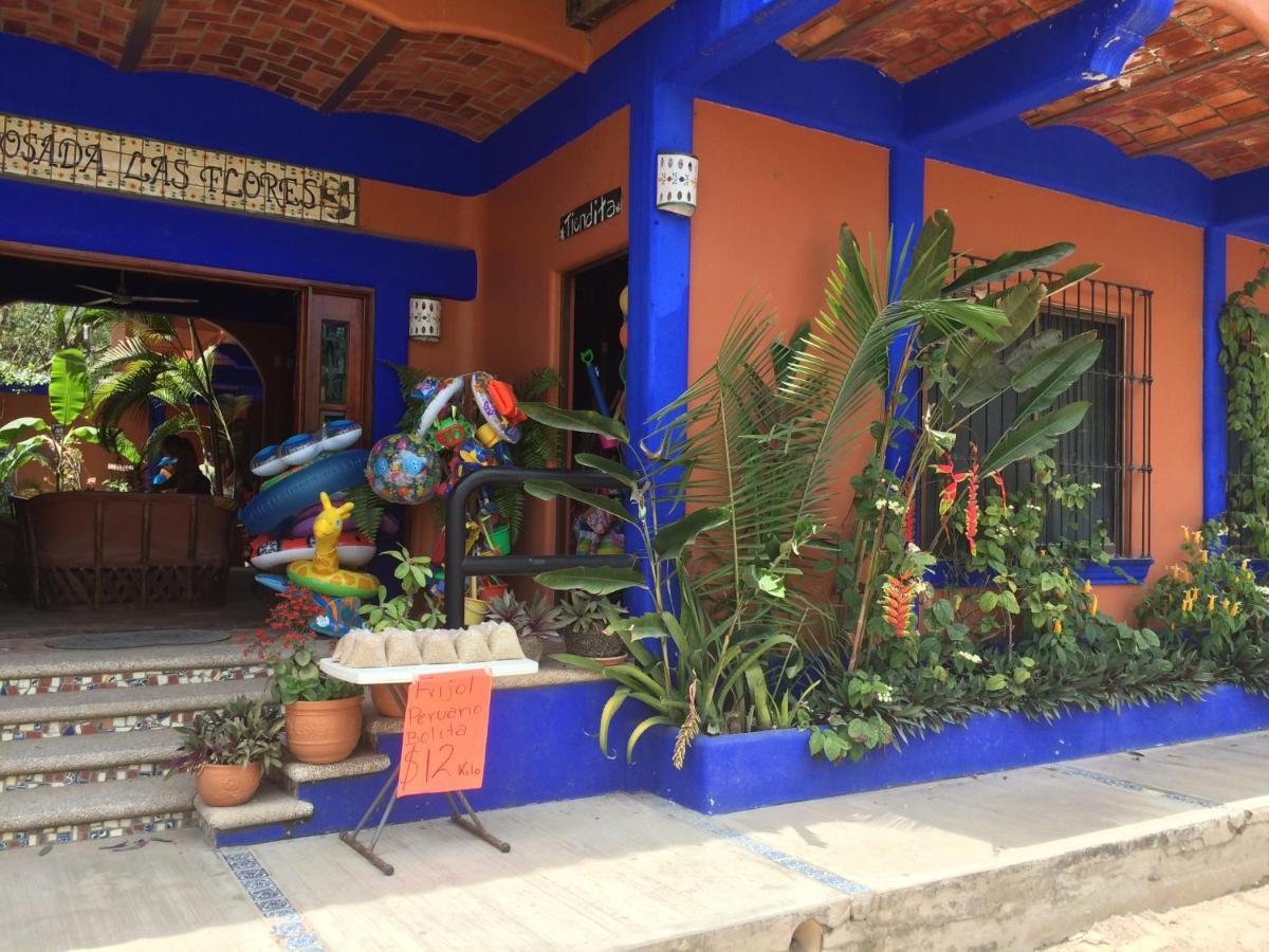 Posada Las Flores Los Ayala Exteriör bild